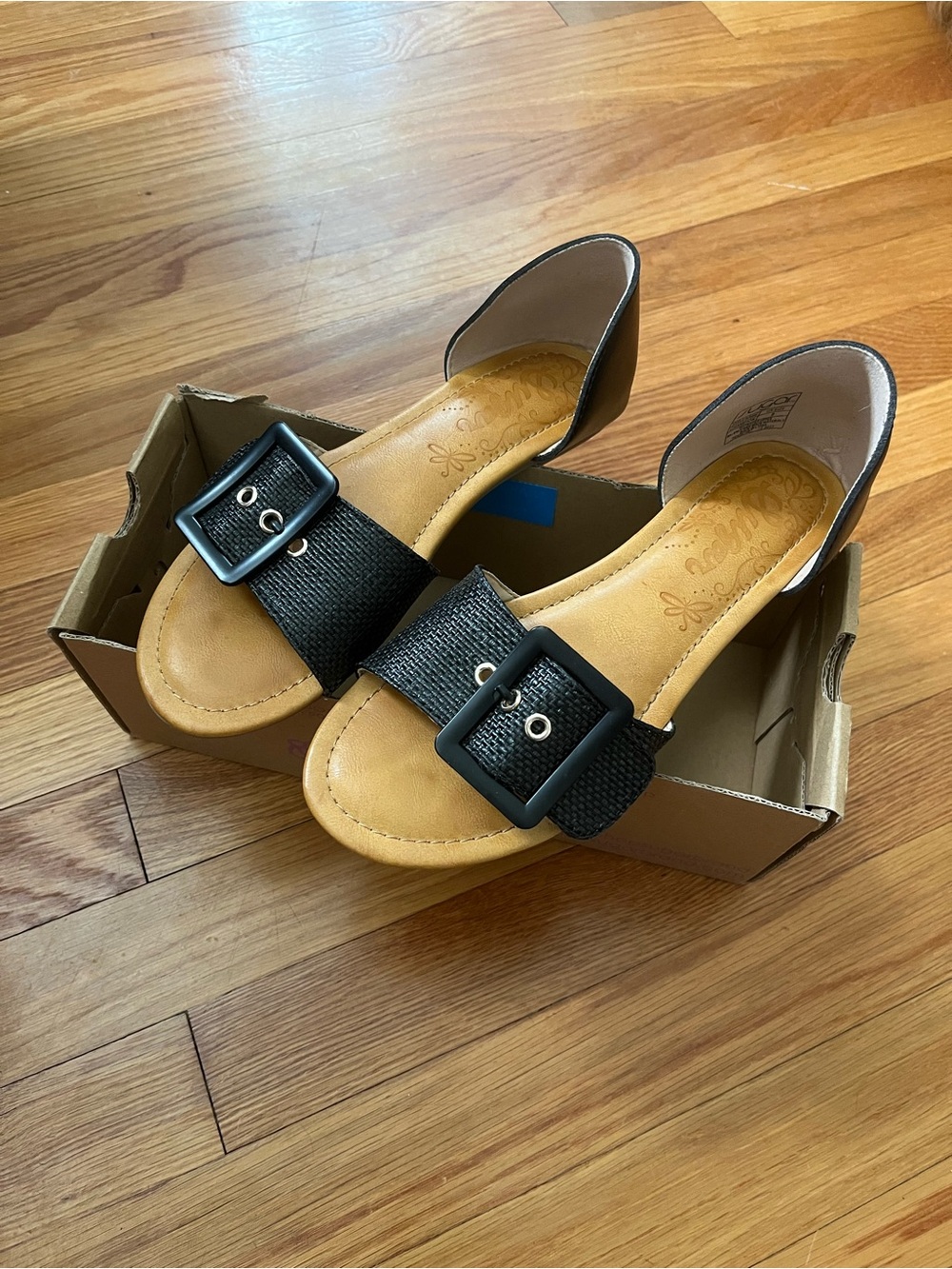 Sugar Women's Champion Raffia Flat Sandals